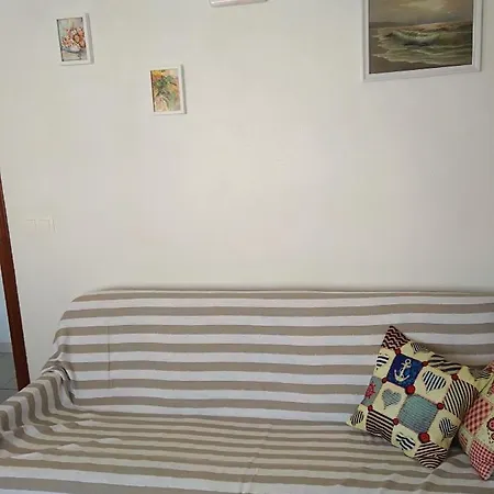 Alisa Apartamento *